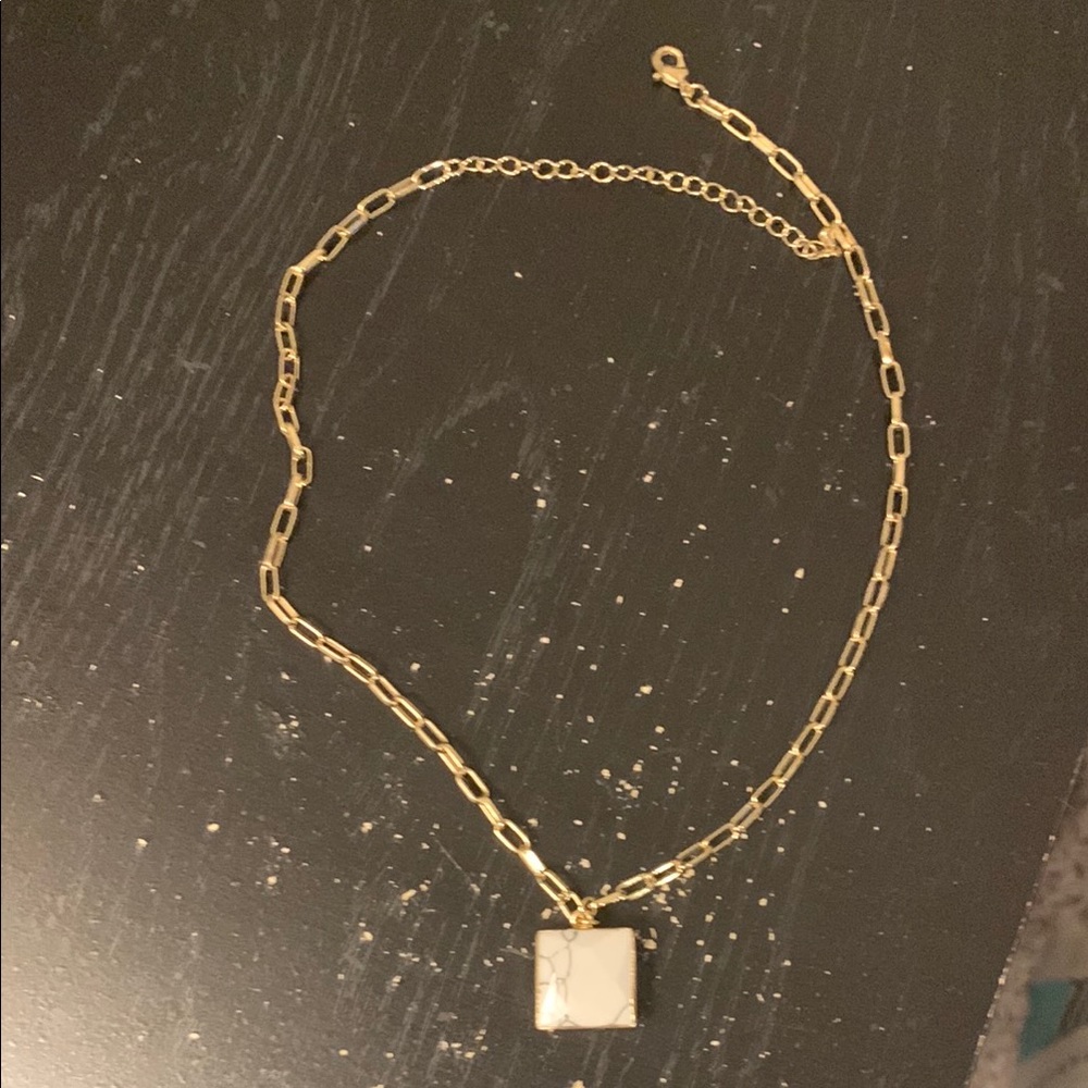 Elegant Gold Chain Necklace with White Pendant